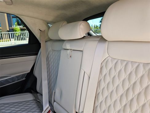 Used 2025 Genesis GV70 3.5T Sport w/ Sport Advanced Package image 20