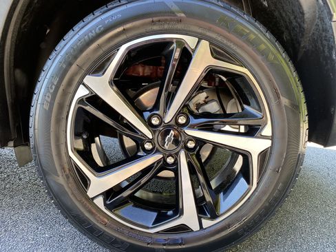 Used 2022 Chevrolet TrailBlazer RS w/ Convenience Package FWD image 13