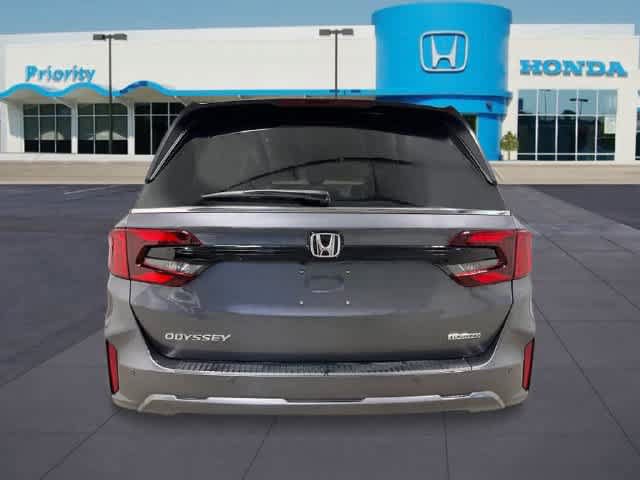 Used 2026 Honda Odyssey Touring image 4