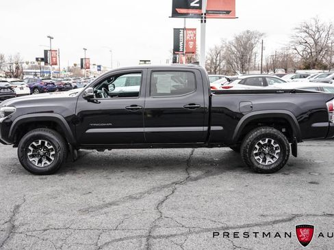 Used 2020 Toyota Tacoma TRD Off-Road image 18
