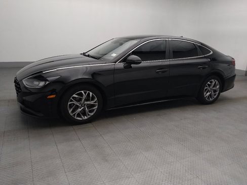 Used 2020 Hyundai Sonata SEL FWD image 2