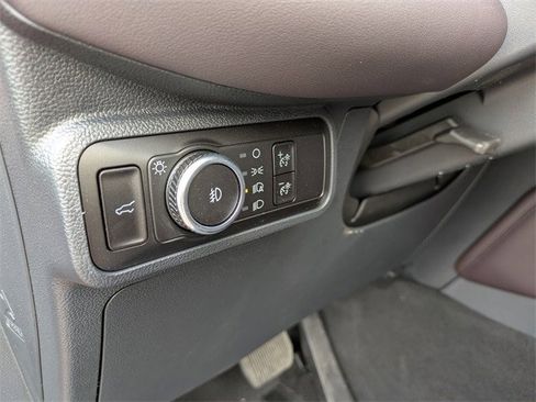 New 2026 Ford Explorer Platinum image 23