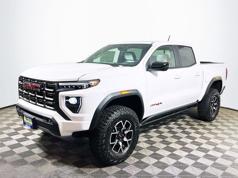 New 2026 GMC Canyon AT4X image 3