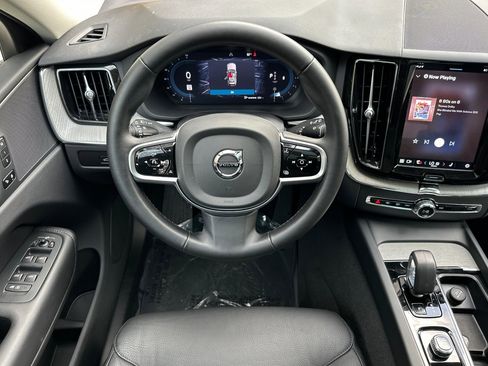 Certified 2025 Volvo XC60 B5 Plus image 17