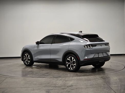 Used 2024 Ford Mustang Mach-E Select image 6