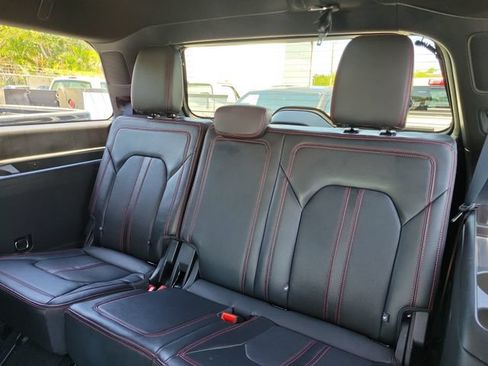 Used 2023 Ford Expedition Limited RWD image 11
