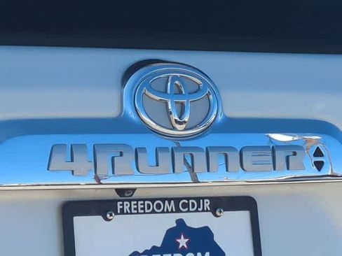 Used 2016 Toyota 4Runner Limited image 13