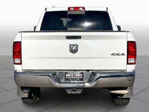 Used 2018 RAM 1500 SLT image 4