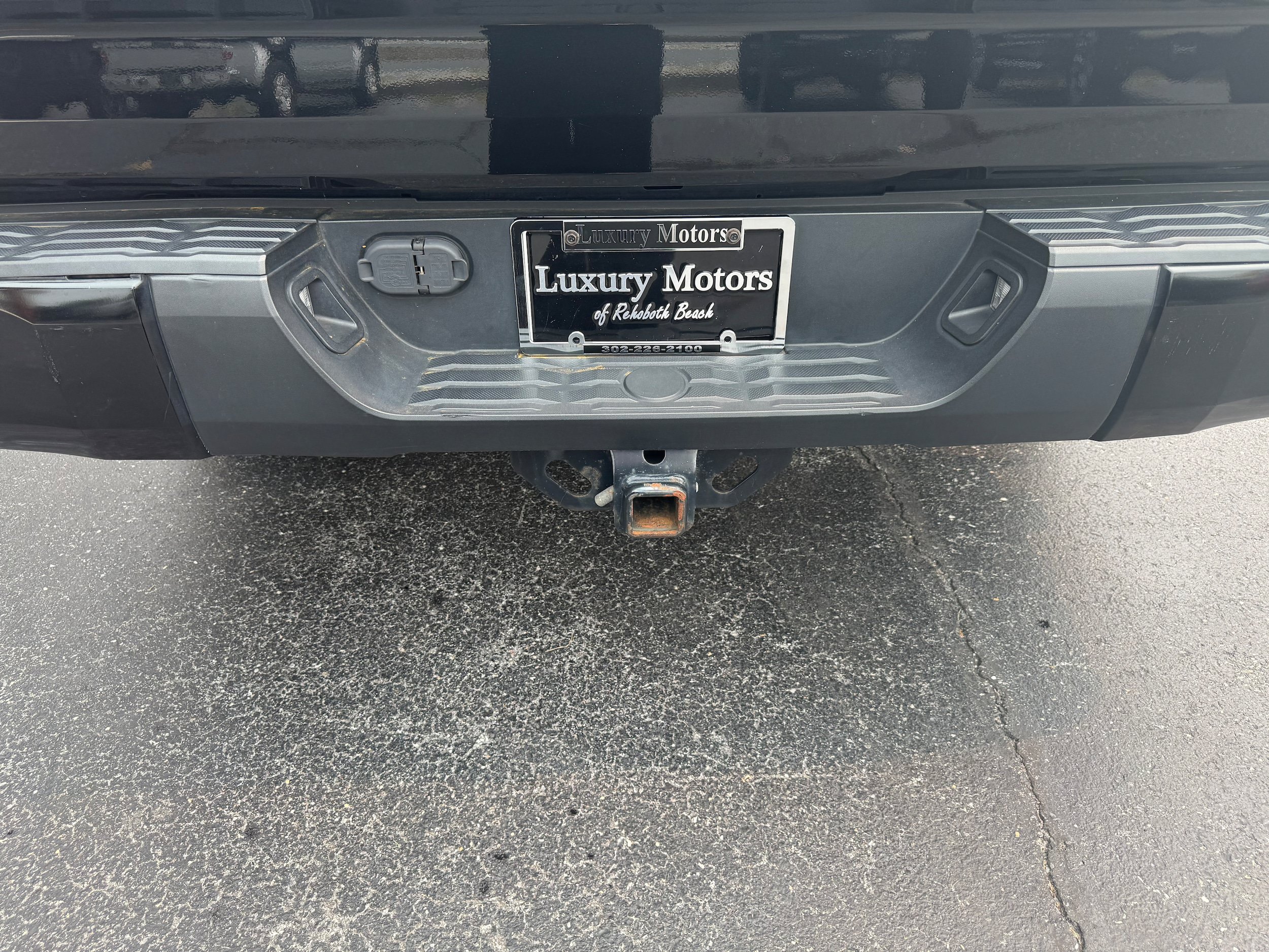 Used 2021 Toyota Tundra TRD Pro AWD/4WD image 4