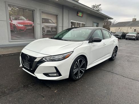 Used 2021 Nissan Sentra SR image 3