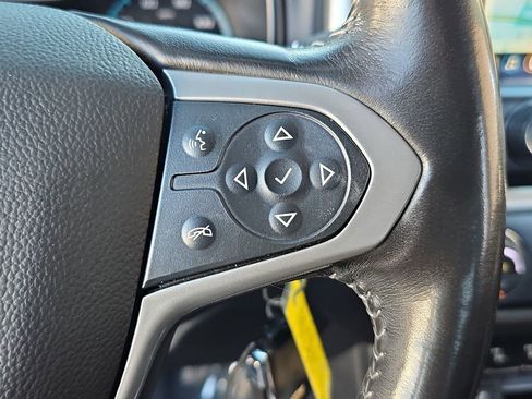 Used 2022 Chevrolet Colorado ZR2 AWD/4WD image 12