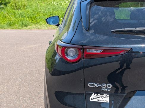 Used 2025 MAZDA CX-30 AWD 2.5 S w/ Select Sport Pkg image 17