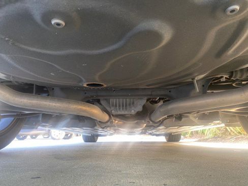 Used 2012 Hyundai Genesis 4.6 image 23