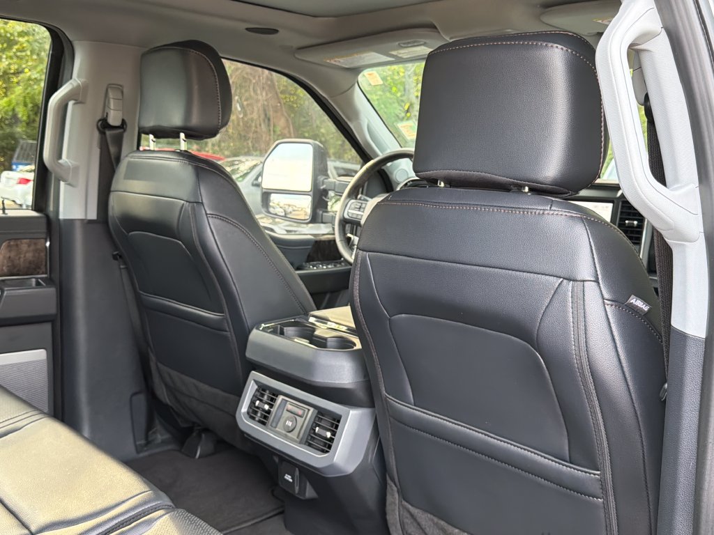 Used 2025 Ford F250 Lariat w/ Lariat Ultimate Package AWD/4WD image 22
