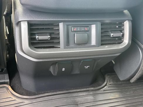 Used 2024 Ford F150 Lariat w/ Equipment Group 502A High AWD/4WD image 21