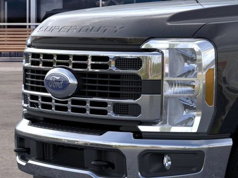 New 2026 Ford F250 XLT AWD/4WD image 19