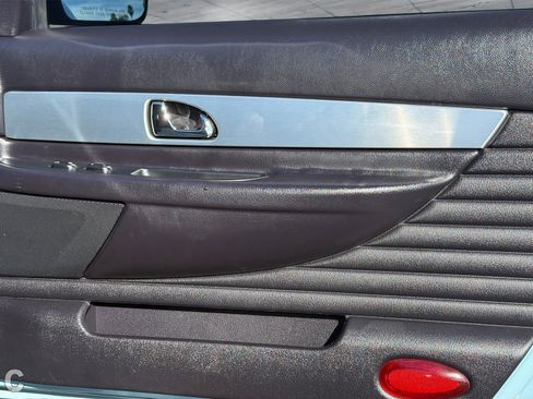 Used 2003 Ford Thunderbird Deluxe image 9