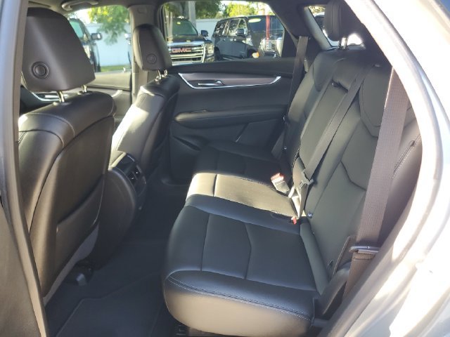 Certified 2023 Cadillac XT5 Luxury FWD image 12