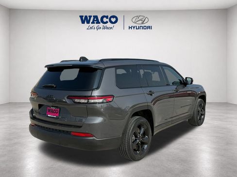 Used 2023 Jeep Grand Cherokee L Laredo AWD/4WD image 9