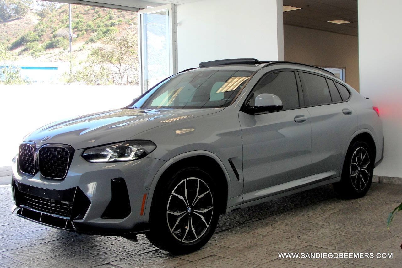 Used 2024 BMW X4 xDrive30i w/ Premium Package AWD/4WD image 12
