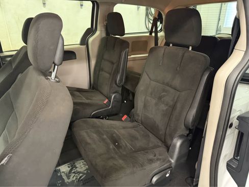 Used 2016 Dodge Grand Caravan SE w/ Quick Order Package 29E SE image 20