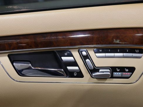 Used 2007 Mercedes-Benz S 550 4MATIC image 62