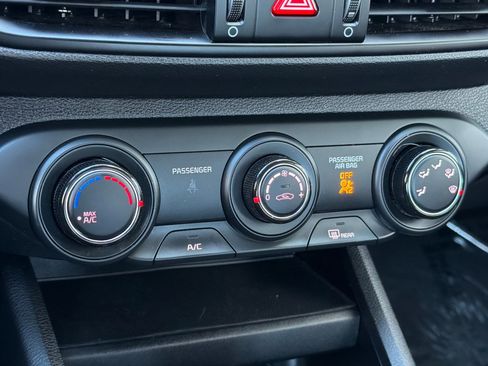 Used 2024 Kia Forte LXS image 19