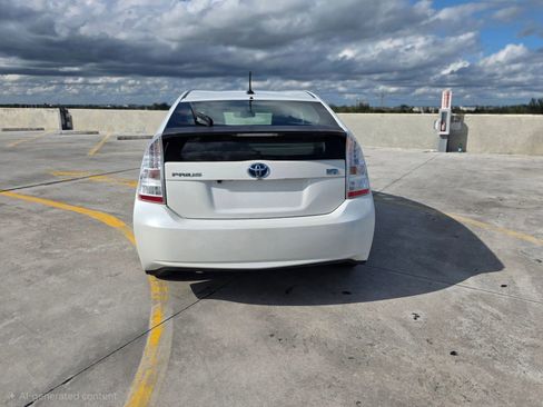 Used 2010 Toyota Prius Two image 7