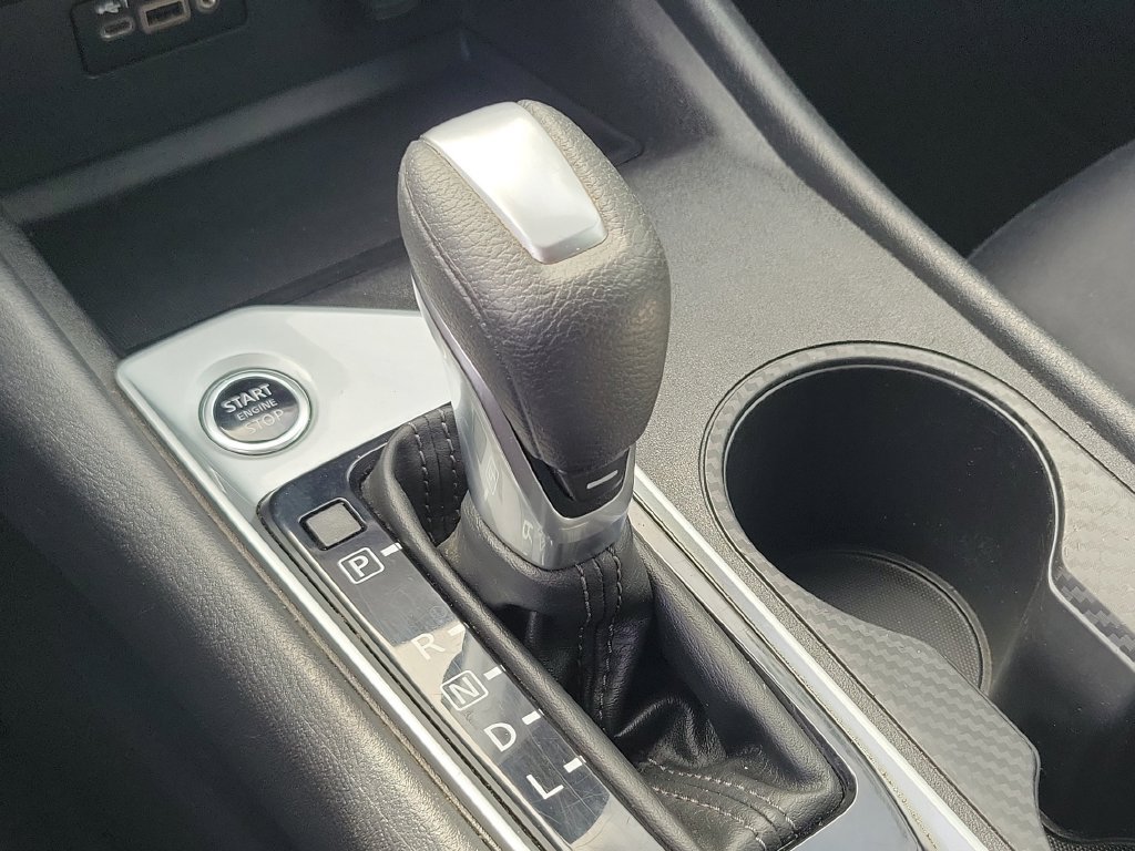 Used 2025 Nissan Altima 2.5 SV FWD image 33