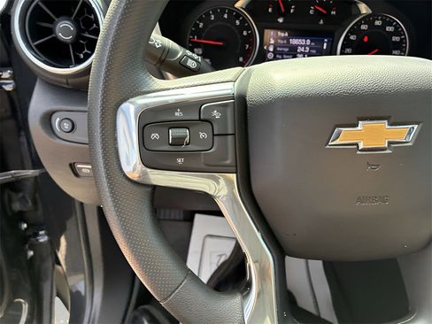 Used 2022 Chevrolet Blazer LT image 25