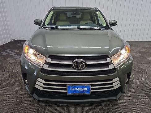 Used 2017 Toyota Highlander XLE AWD/4WD image 8