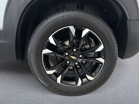Used 2023 Chevrolet TrailBlazer LT w/ Convenience Package FWD image 20