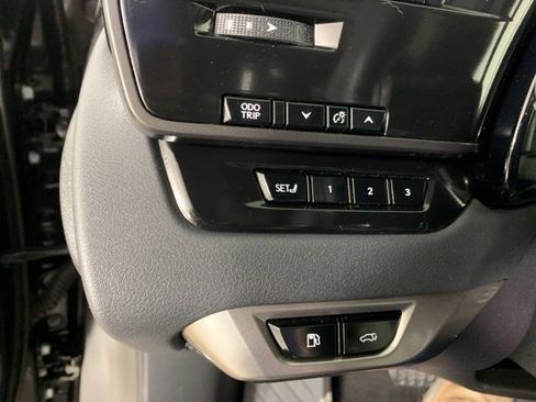 Used 2025 Lexus RX 350 F Sport w/ Accessory Package image 18