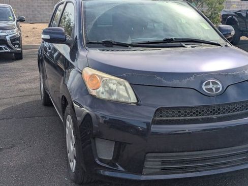 Used 2014 Scion xD image 7