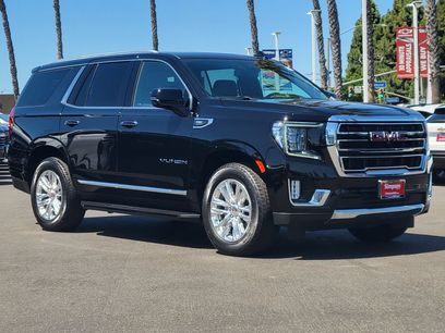 Used 2023 GMC Yukon SLT w/ SLT Luxury Package