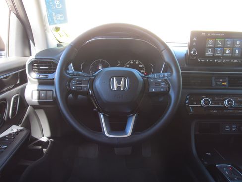 Certified 2025 Honda Pilot EX-L image 27