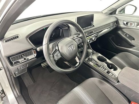 Used 2025 Honda Civic Sport image 18