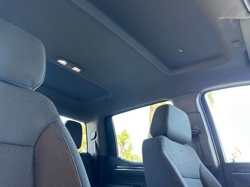 Certified 2025 GMC Sierra 1500 Elevation image 17