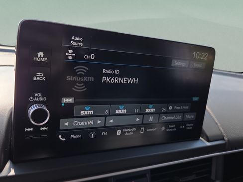 Used 2024 Honda Pilot EX-L image 18