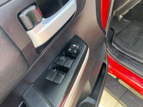 Used 2016 Toyota Tundra SR5 w/ SR5 Upgrade Package image 13