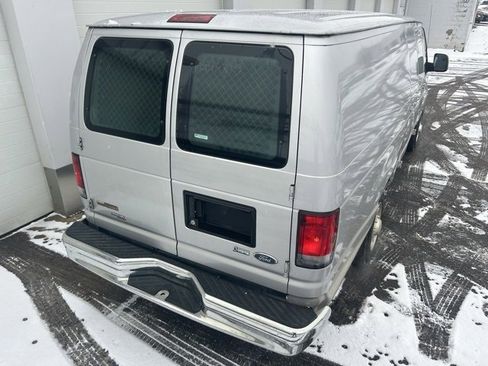 Used 2013 Ford E-150 and Econoline 150 Extended w/ Commercial Cargo Van Pkg image 5