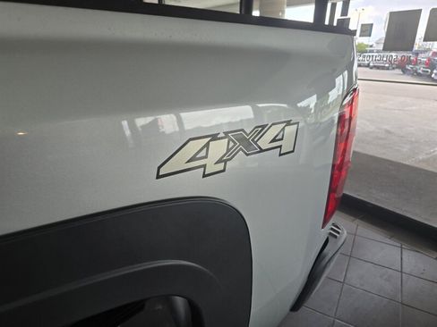 Used 2013 Chevrolet Silverado 1500 LT AWD/4WD image 25