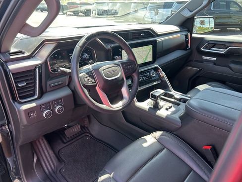 Used 2024 GMC Sierra 1500 Denali AWD/4WD image 24