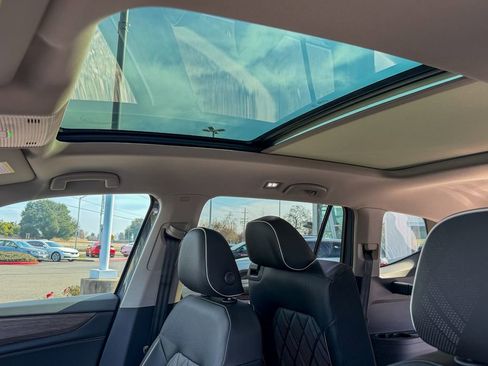 New 2026 Volkswagen Atlas SEL Premium R-Line image 24