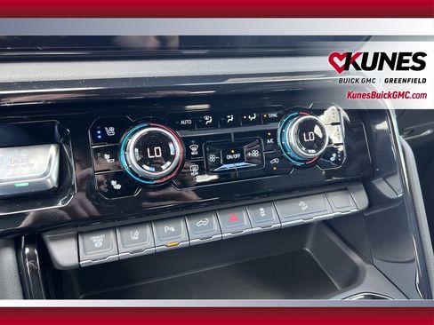 New 2026 GMC Sierra 3500 AT4 w/ AT4 Premium Plus Package AWD/4WD image 36