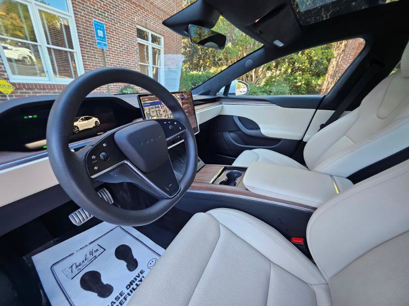 Used 2023 Tesla Model S AWD/4WD image 37