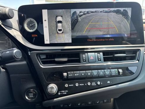 Used 2025 Lexus ES 350 Ultra Luxury w/ Accessory Package (Z1) FWD image 22