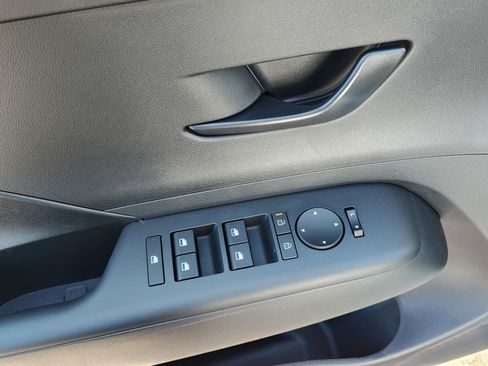 New 2026 Hyundai Kona SE image 21