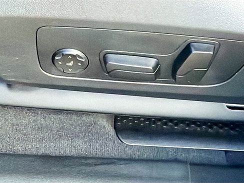 Used 2026 BMW X2 xDrive28i image 25