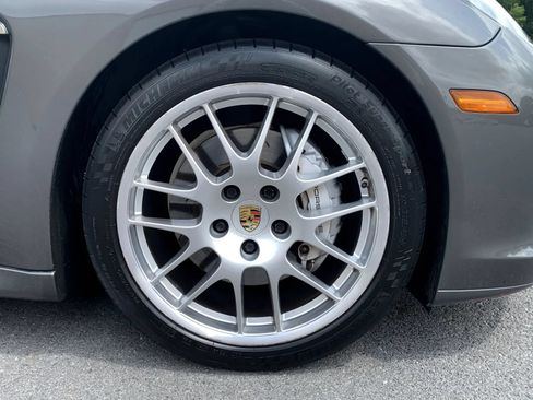 Used 2013 Porsche Panamera image 10